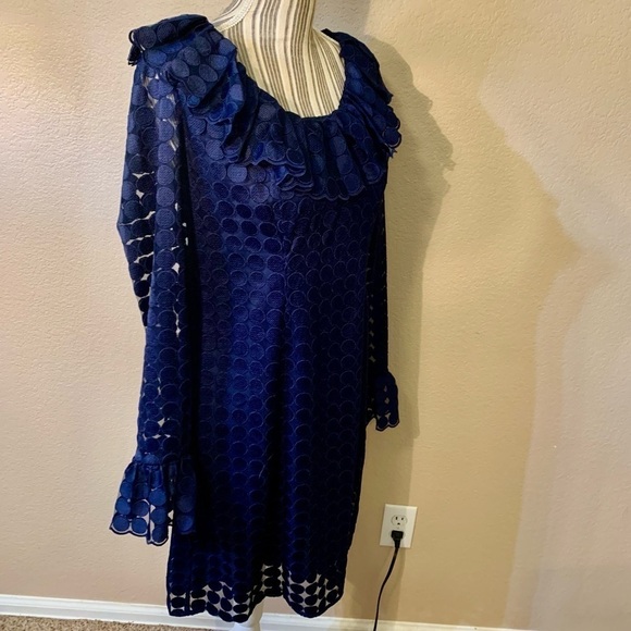 Trina Turk Dress Medium Navy Blue Mini Long Slvs Lace Dots Ruffle Neckline Cuffs - Picture 5 of 16